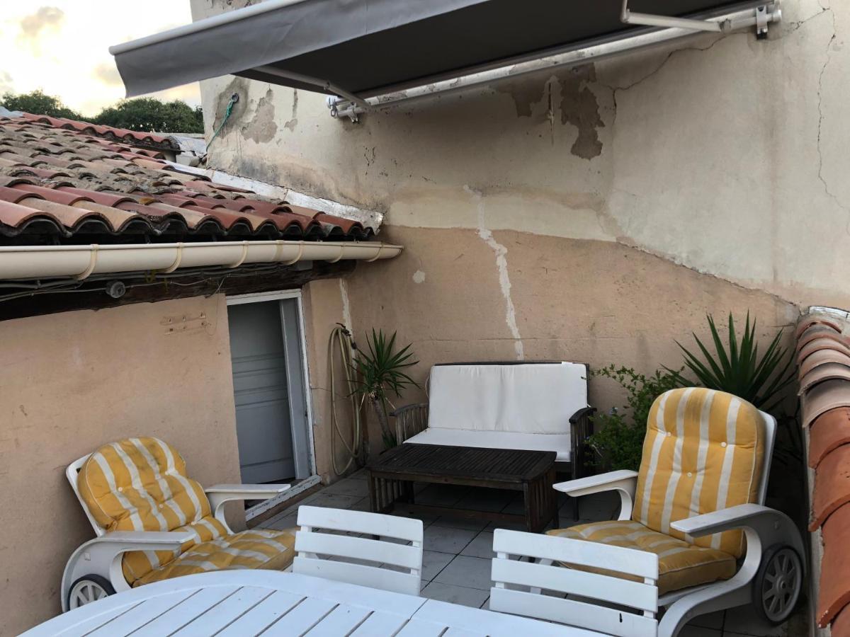 Terrasse Tropezienne Centre Nîmes Eksteriør bilde